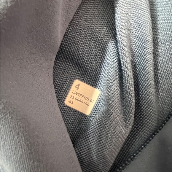 Lululemon Full Zip Up Define Luon Jacket Nulu Cropped - Picture 4 of 4